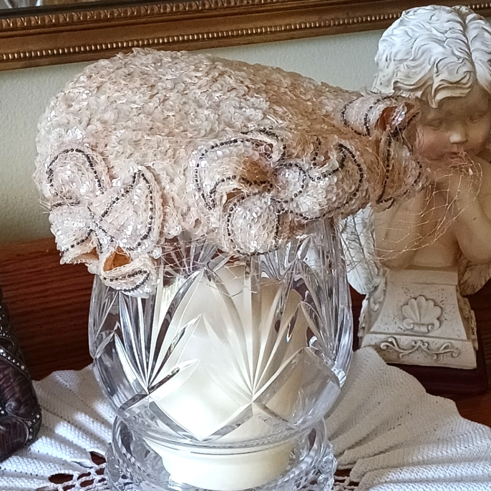 RARE BEAUTIFUL, VINTAGE 1940S BRIDAL HEADPIECE! BEADS N SEQUENCE HANDSEWN!